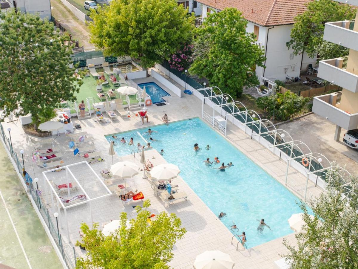 Hotel Marina Beach Ravenna Exterior foto
