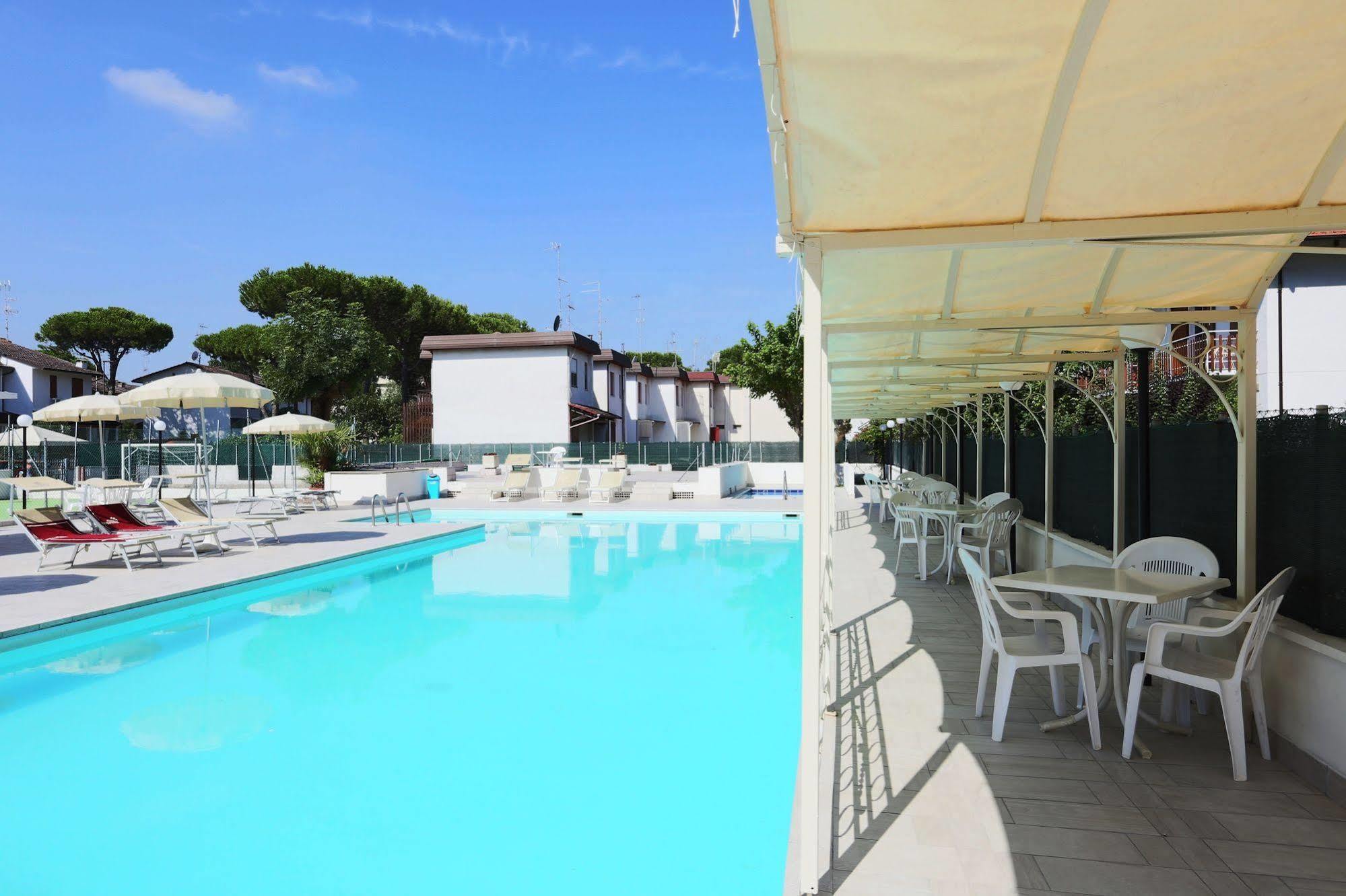 Hotel Marina Beach Ravenna Exterior foto